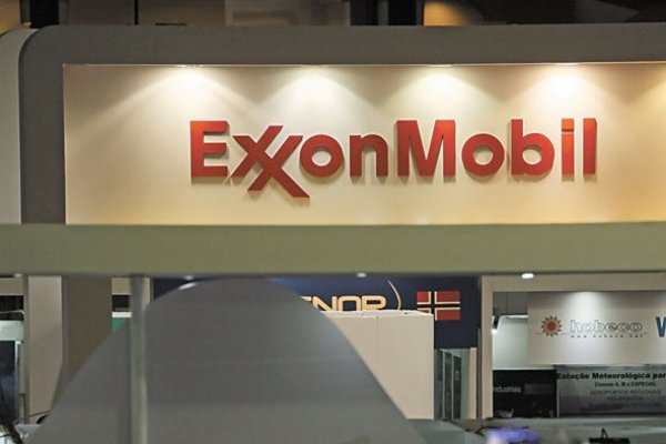 Nueva York demanda a Exxon por engañar a accionistas