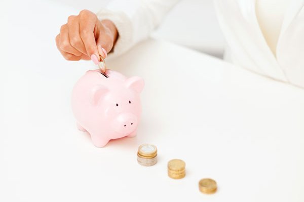 ¿Cuántos puntos del PIB crecería el ahorro de la economía con el alza en cotizaciones?