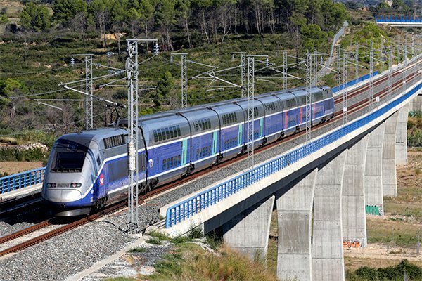 Gobierno define que licitará tren a Valparaíso en 2019 e irá entre rutas 68 y 78