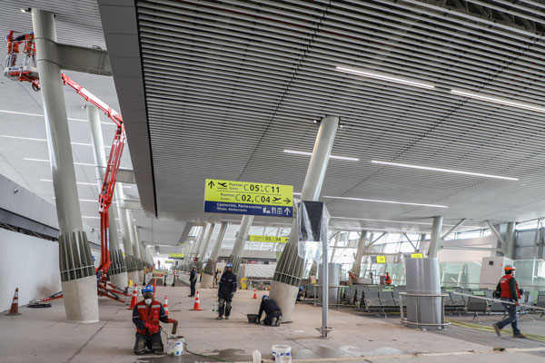 MOP anuncia plan de terrenos para concretar nueva ampliación de Aeropuerto de Santiago