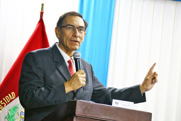 Presidente peruano desestima golpe de Estado y critica como "irresponsables" a autores de rumores