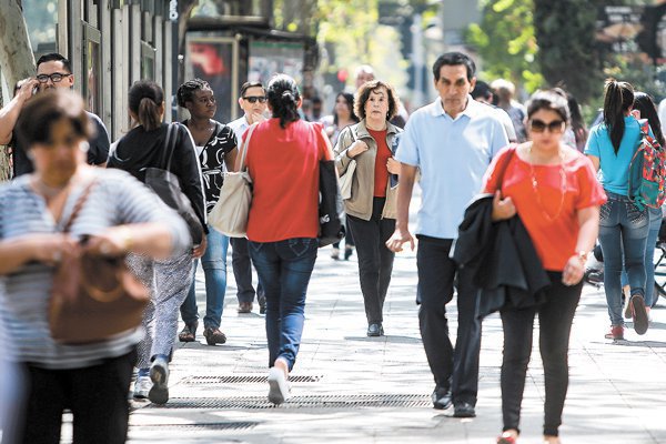 Informe de la CCS: ingresos laborales interrumpieron seis meses de desaceleración