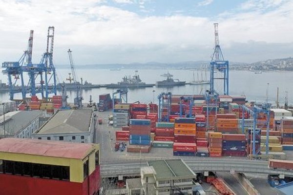 El fallido intento de la concesionaria por Zeal por mantener abierta en el TDLC disputa entre el Puerto de Valparaíso y el grupo Von Appen