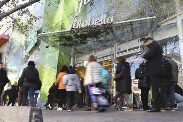 Falabella retoma cetro de la empresa chilena más valiosa, pero Copec la sigue de cerca