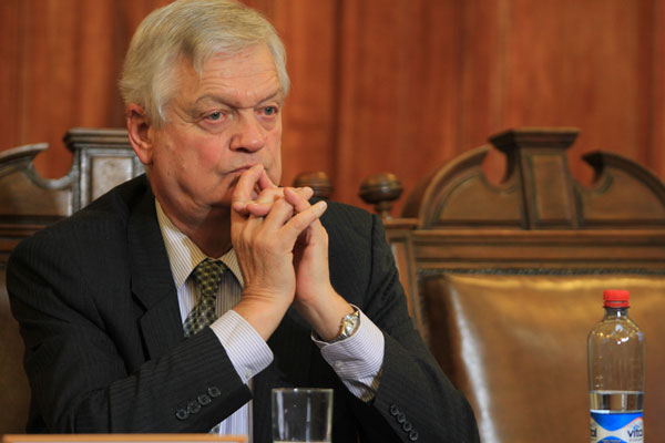 Inquietud por elección de intendentes