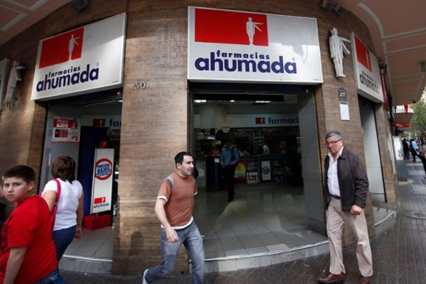 Farmacias Ahumada impulsa plan de ajuste: cierra más del 10% de sus locales y anuncia despidos