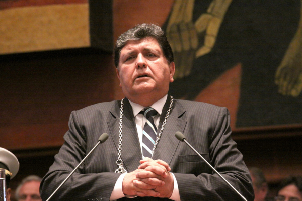 <p>Fiscalía de Perú amplía investigación contra Alan García y prohíbe su salida del país</p>