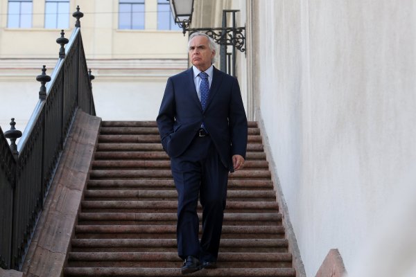 Gobierno descarta que Piñera adelante su vuelta a Chile tras muerte de joven mapuche