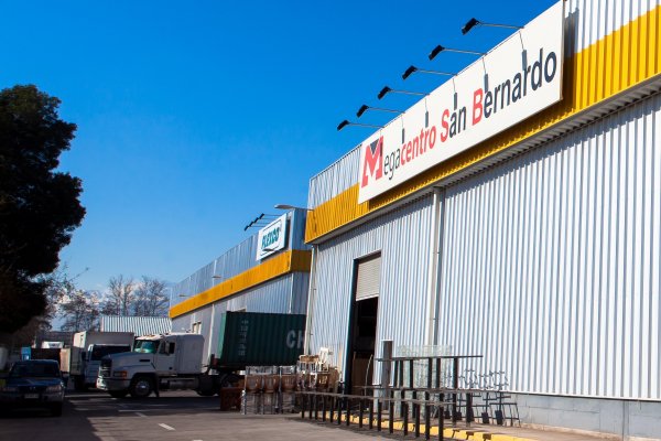 Grupo Angelini compra 23% de red de bodegas Megacentro en US$ 126 millones