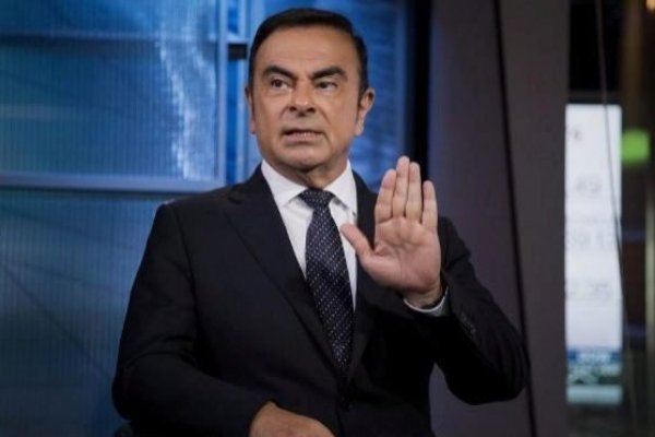 Gobierno de Francia no quiere a Carlos Ghosn al mando de Renault