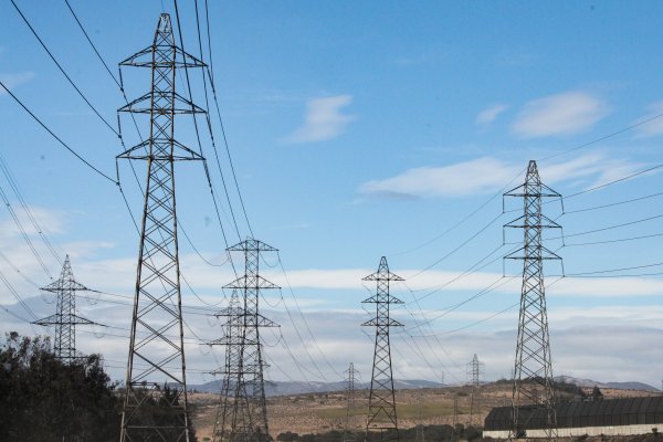 Un año de la interconexión eléctrica: ¿Cuánta energía del norte grande llega por esta línea?