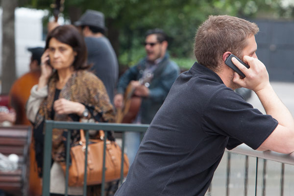 Gobierno propone baja de 80% en cargos de acceso de telefonía móvil