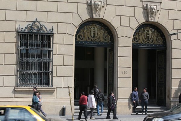 Gobierno y OCDE acuerdan fortalecer ChileAtiende