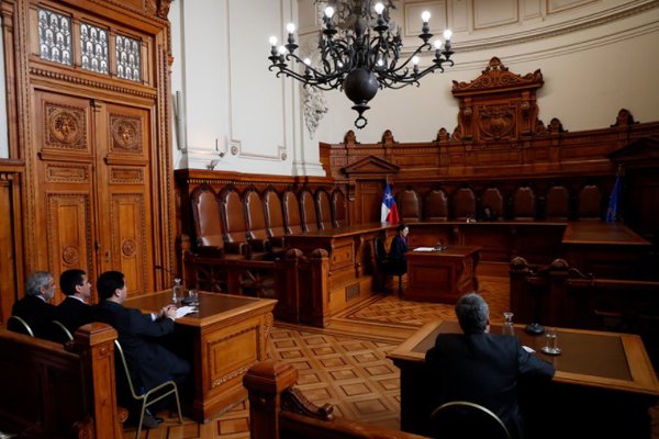 Justicia ordena a condenada por ejercicio ilegal de la profesión a restituir más de $ 70 millones al fisco