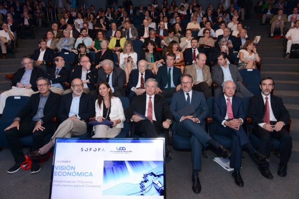 Costo de la reforma tributaria se toma el debate entre Valdés, Fontaine y Fuensalida