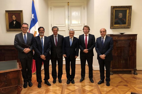 Presidente de Acciona se reúne con Piñera