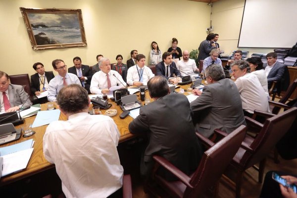 Presupuesto: comisión mixta deja sin gastos reservados a Carabineros y abre incierto escenario para el Ejecutivo