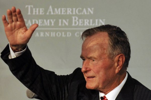 <p>Desde Trump hasta Tim Cook reaccionan a la muerte del expresidente de EEUU George H.W. Bush</p>