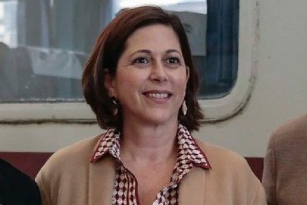 EFE solicita renuncia de su gerenta general