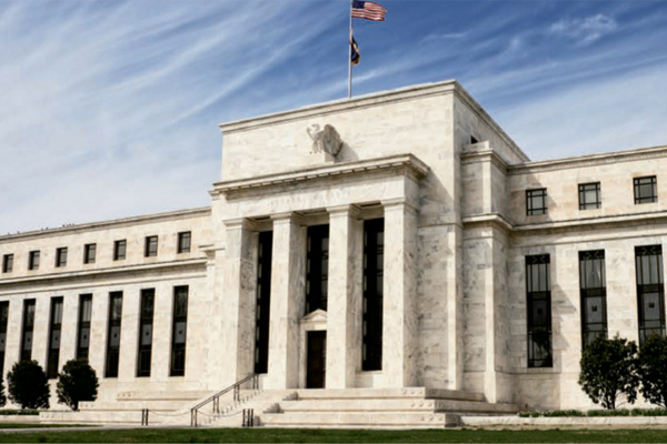 Mercado recorta sus apuestas de alzas de tasas de la Fed