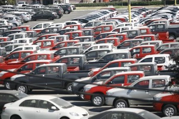 ¿Se termina el boom de las ventas de autos? Mercado tuvo su primera caída en más de dos años