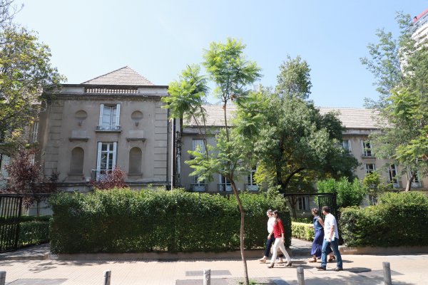 Municipio de Las Condes rechaza oferta récord por tradicional edificio de El Golf