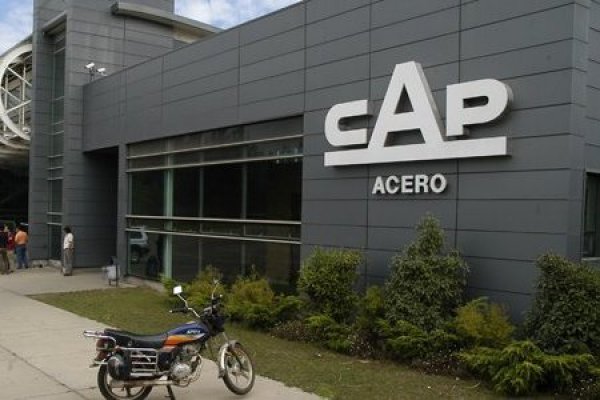 CAP estima que Puerto Guacolda 2 estará cerrado ocho meses y manda a parte de trabajadores de vacaciones