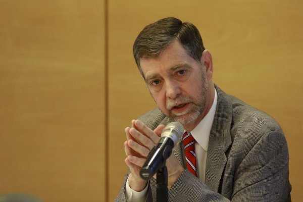 Banco Central: “La tasa de interés debe ir subiendo algo más rápido” de lo incorporado por el mercado