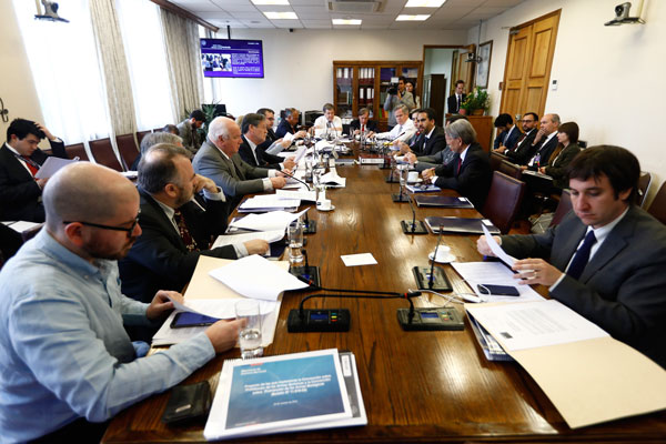 Comisión de Hacienda verá migración