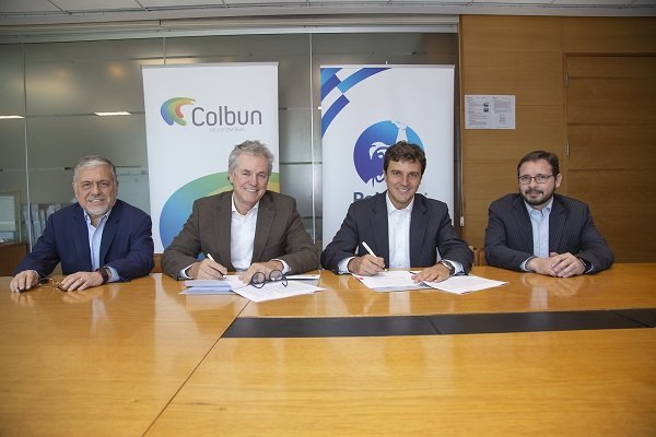 Colbún y Polpaico firman acuerdo de suministro de energía renovable