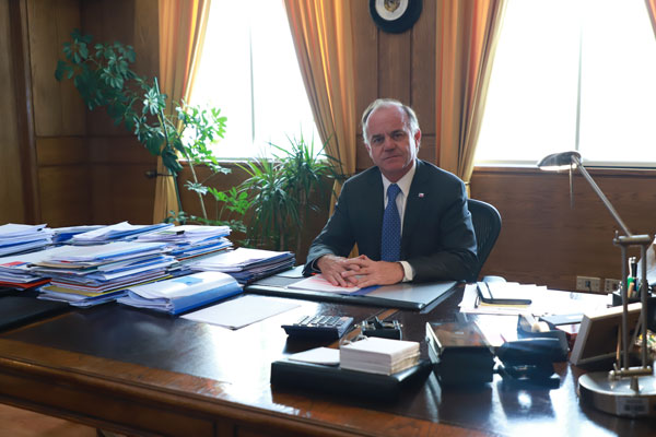 Ministro Walker y el pedido a la banca: “Que se adapte a los tiempos de la agricultura”