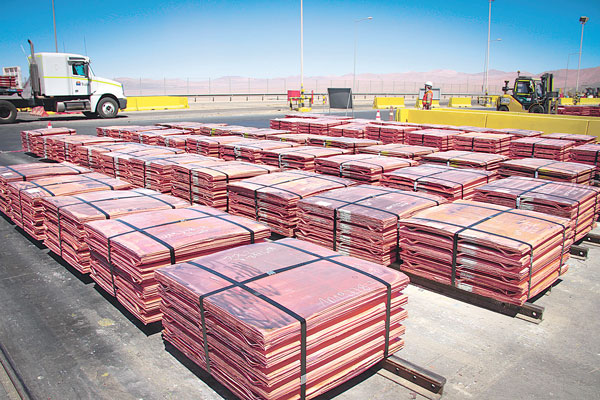 Precio promedio del cobre cerró con alza de 5,79%