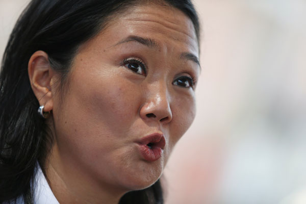 Perú: Keiko apoya declarar emergencia en fiscalía