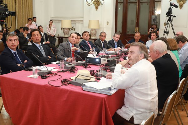 CPC insiste en baja de impuestos a empresas y pide corregir gravamen digital