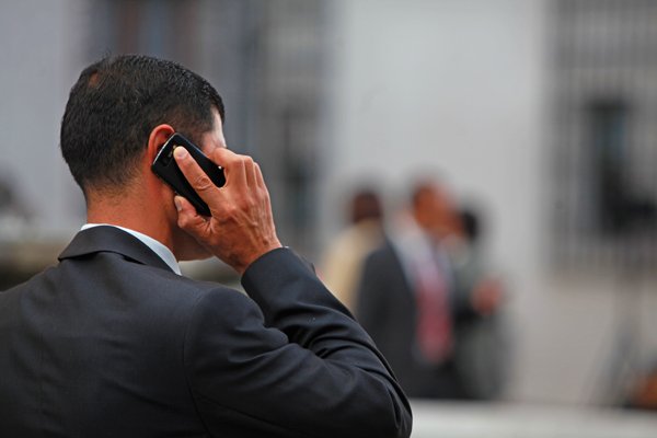Espectro móvil: FNE cuestiona medidas adicionales del gobierno