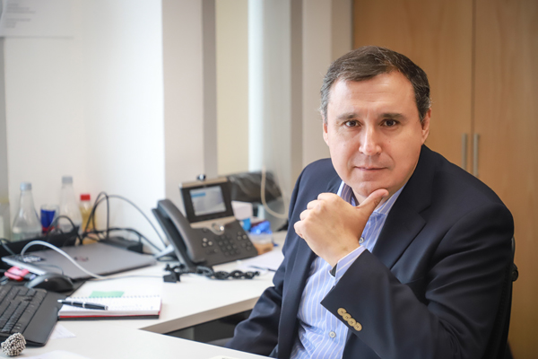 Ricardo Blumel, gerente de marketing Transbank: “A Apple Pay y Google Pay no los vemos como una competencia”