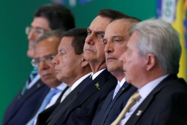 Gobierno de Brasil muestra primeras fracturas por falta de metas y prioridades
