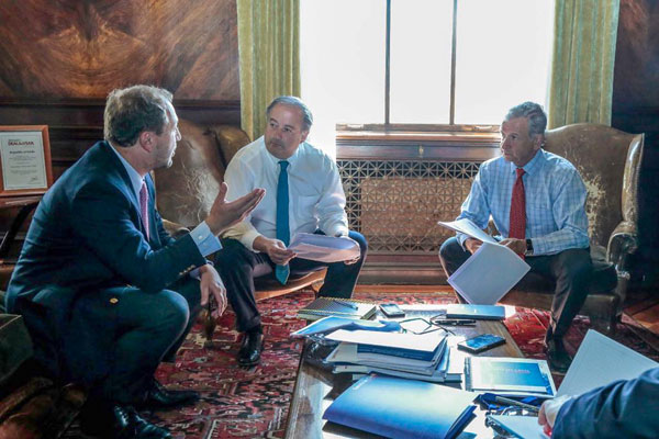 Directivos con postgrado que llegaron al Estado por ADP suben a 60% en 2018