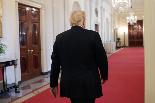 Trump abandona encuentro con oposición por cierre federal: "Fue una pérdida de tiempo"