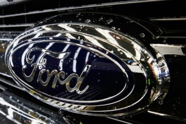 Más recortes en el sector automotor: Ford anuncia miles de despidos por plan de reducción