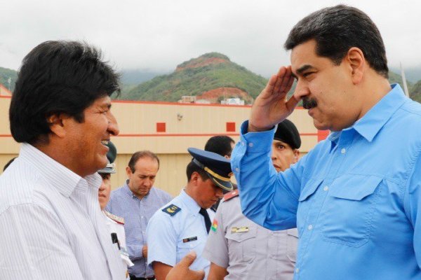 El fiel apoyo de Evo Morales a Maduro le pasa la cuenta en redes sociales