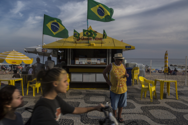 <p>Bloomberg</p>