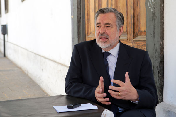 Regionalistas pedirán impuestos especiales y que empresas tributen en zonas donde operan