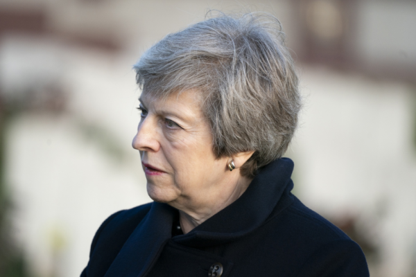 Aplastante derrota de May: Parlamento británico rechaza su plan del Brexit y pone en jaque el gobierno