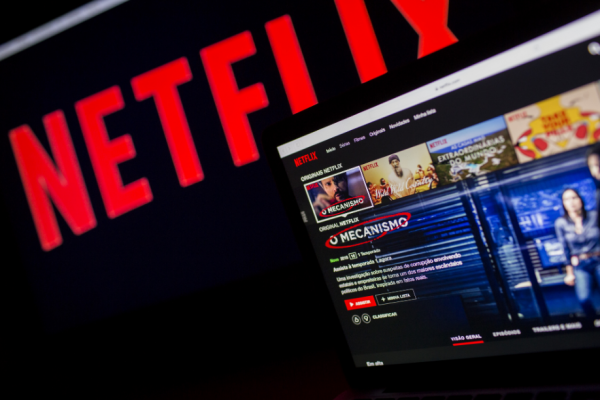 Acciones de Netflix se desploman por decepcionantes resultados trimestrales