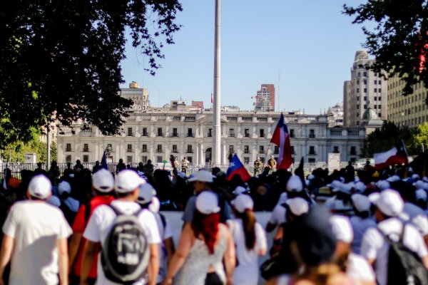 “Guerra de la jibia” pasó por Santiago: pescadores entregan carta en La Moneda