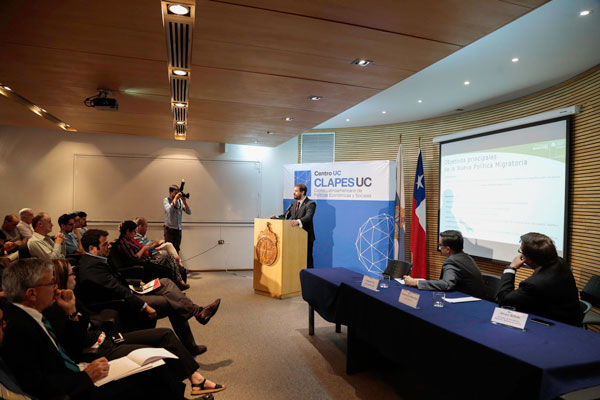 Migración: Gobierno reimpulsará indicación sobre validación de títulos para extranjeros