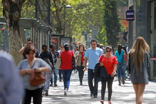 Comisión de Usuarios de sistema de AFP reclama que alza de 4% de la cotización será muy lenta