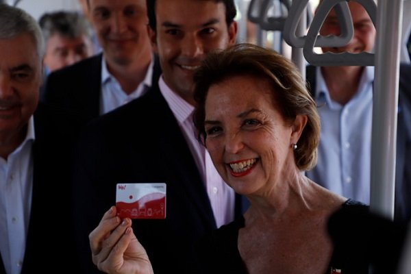 Gloria Hutt, la ministra “rockstar” del Gobierno