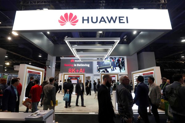 EEUU presenta cargos criminales contra Huawei a horas de diálogo con China